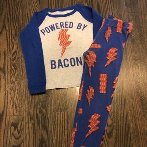 Boys 2 Piece Pajamas Size 6